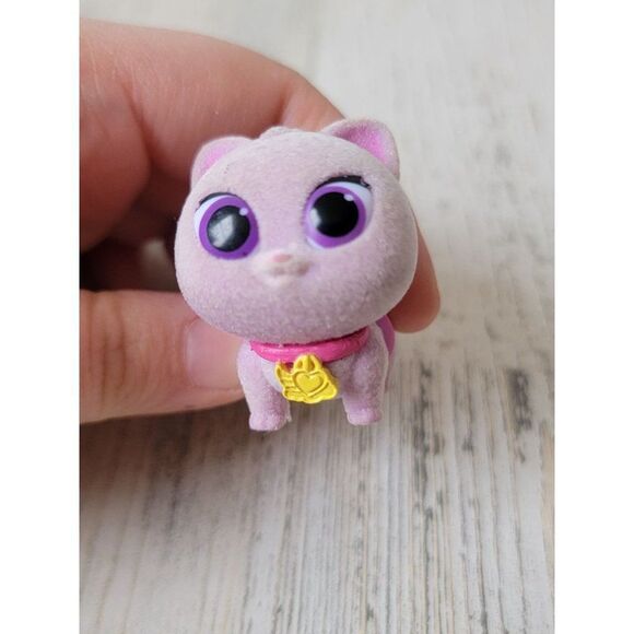 Pink mini flocked cat baby diaper doll pet toy figure - Picture 2 of 4